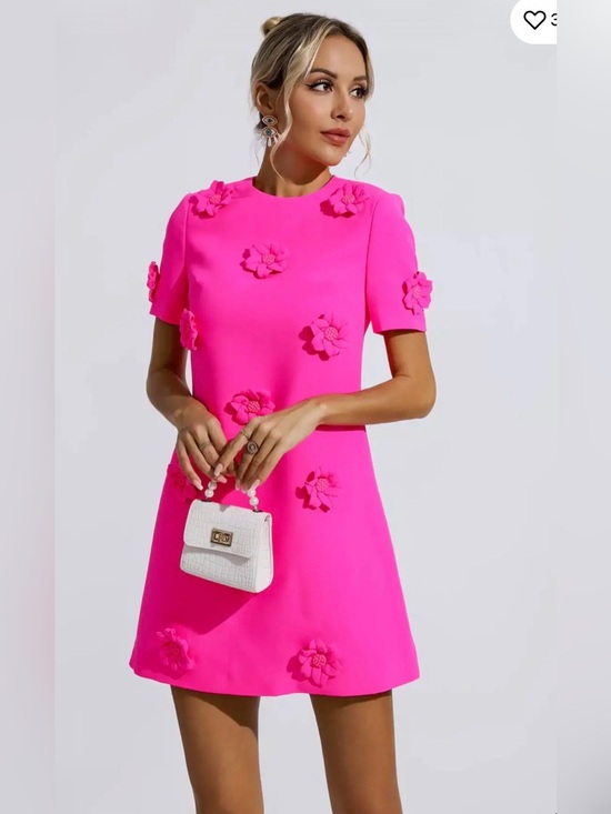 Catchall Dresses & Skirts - Catchall brand hot pink Jacqua floral mini dress